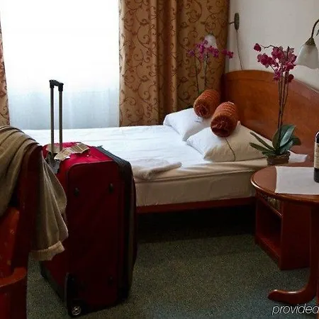 Hotel Arkadia 3*